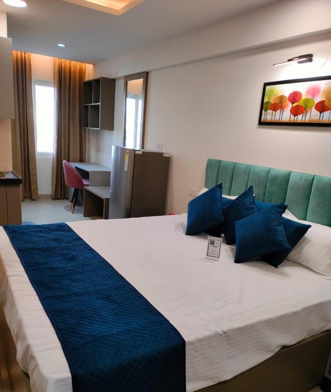 Apartment 10th Floor Well Design Luxury In